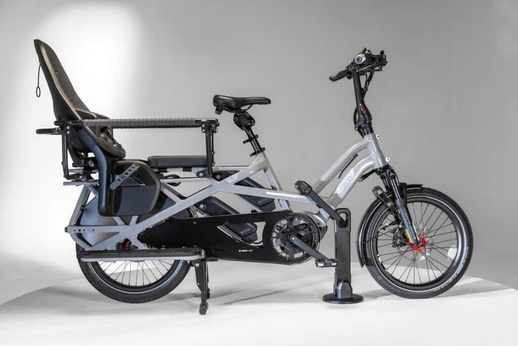 Antivol_ancrage-D'immeuble_protection-contre-le-vol-de-velo-montreal-quebec-hiplok-ax1000-AXM1AB-Tern-Locked-Wide