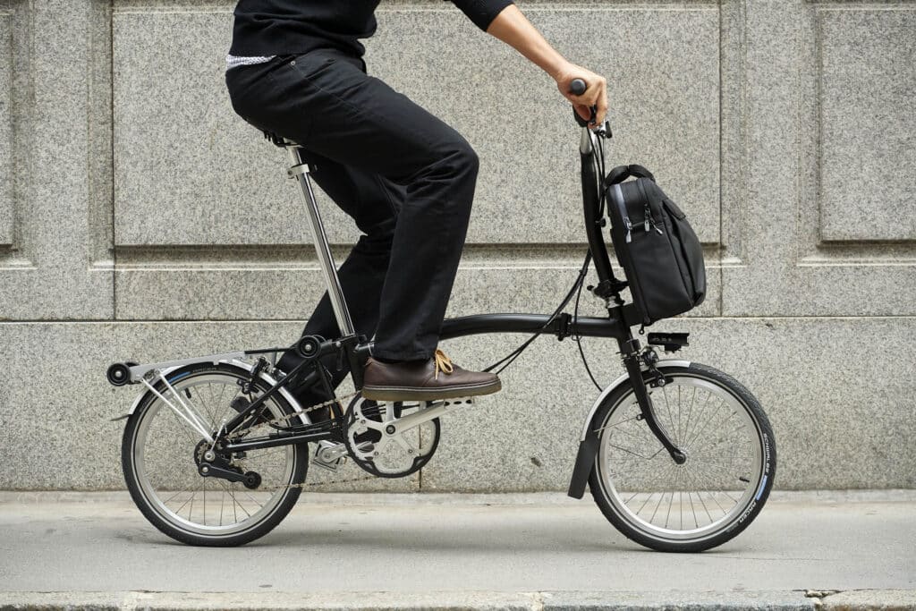 Brompton_C_Line_explore_Mid-Handlebar_Dumoulin_Bicyclettes-Montreal_Quebec-2