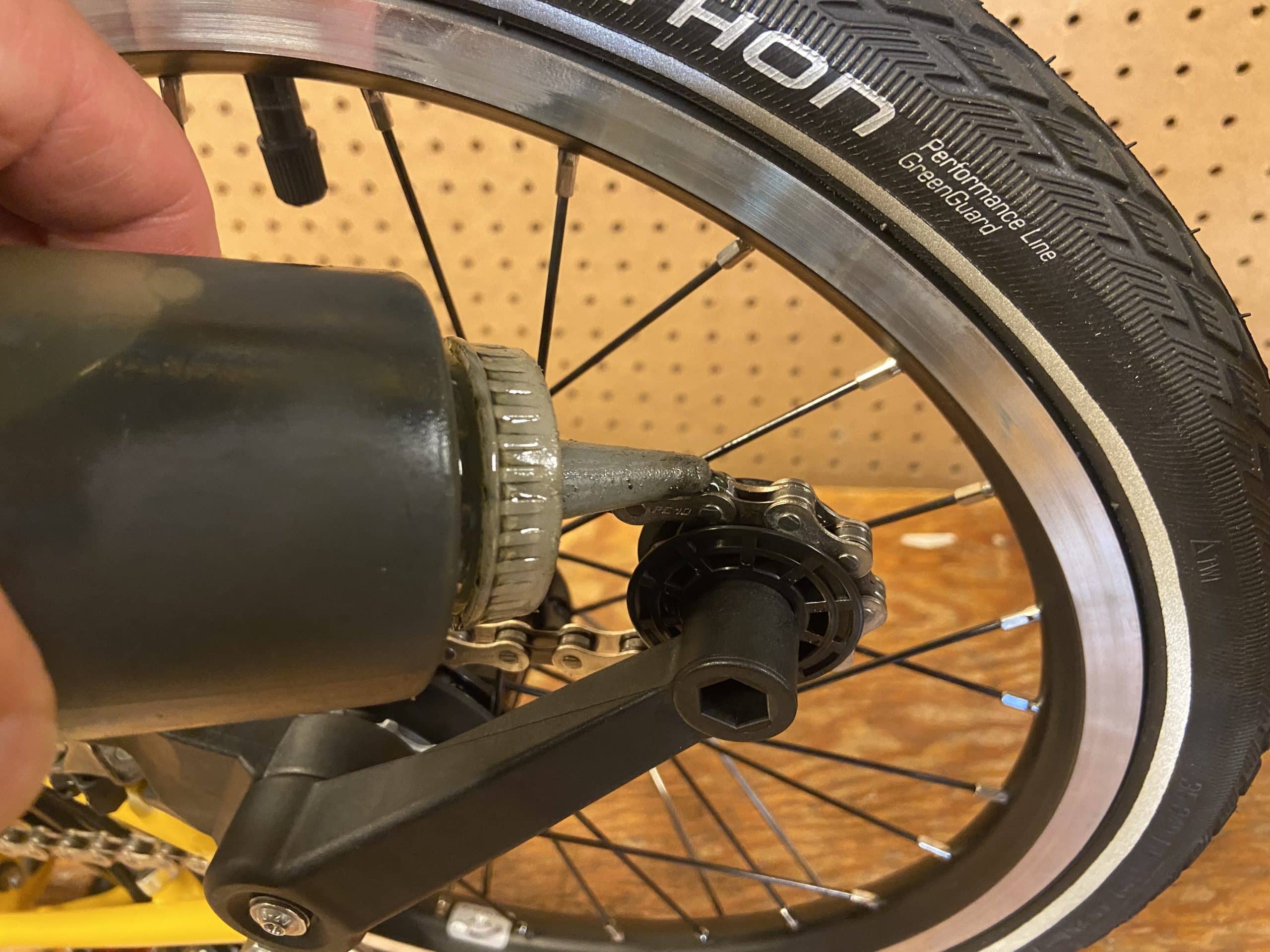 Lubrifier sa chaine de vélo, c&rsquo;est un devoir !